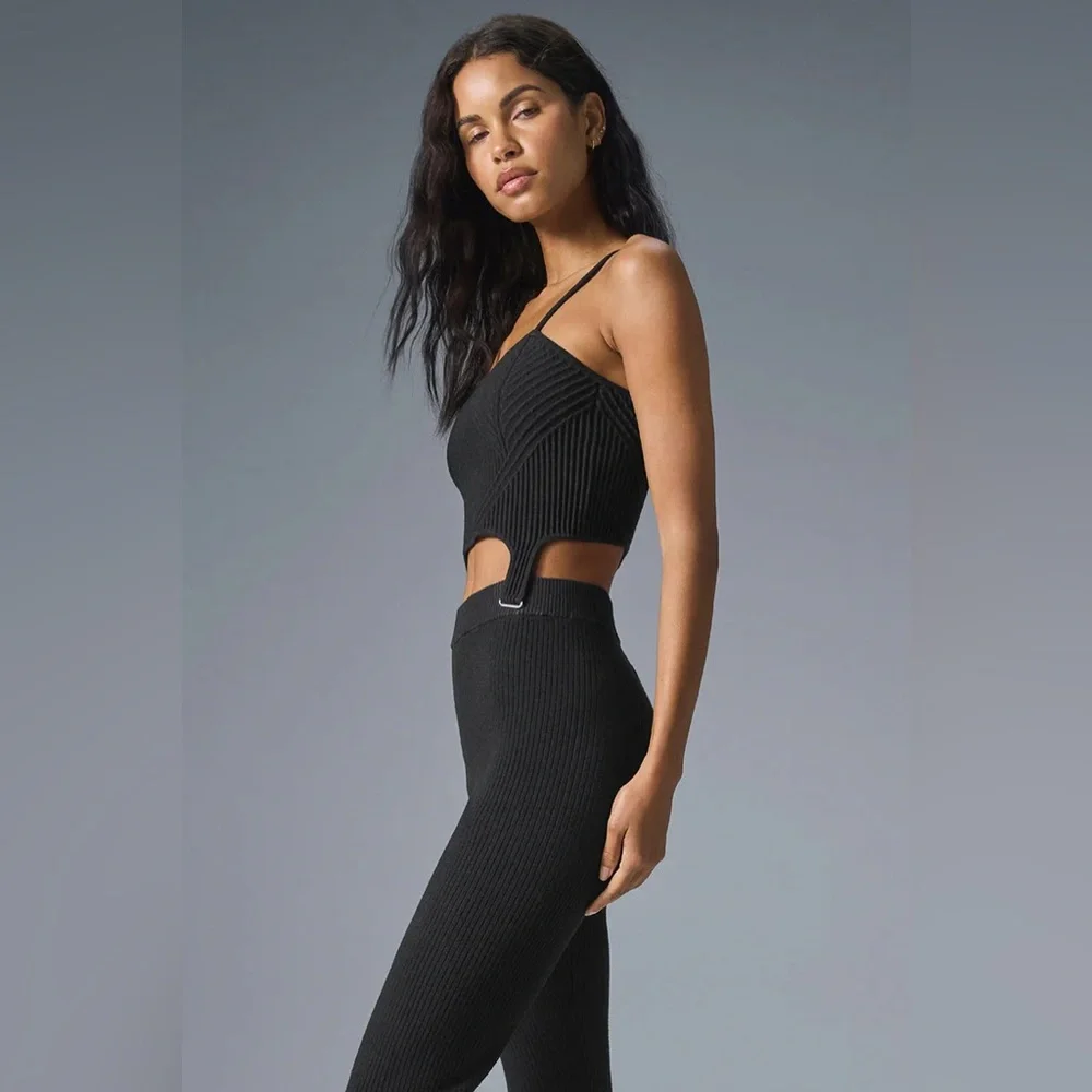 ALO YOGA | ✨NEW✨ Denim Knit Garter Tank in Black/Anthracite